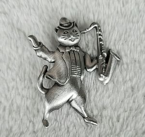 VINTAGE JJ Cat Playing Sax Pin